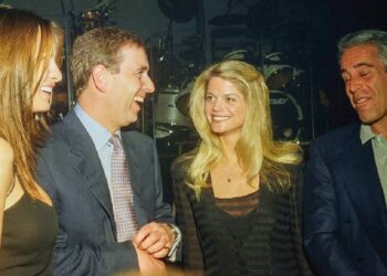 Eski Prens Andrew’un taht sırasından çıkarılması gündemde